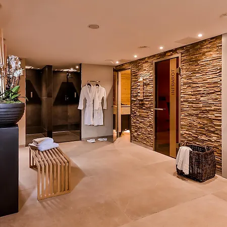 Dorint Kongresshotel Hotel 4*